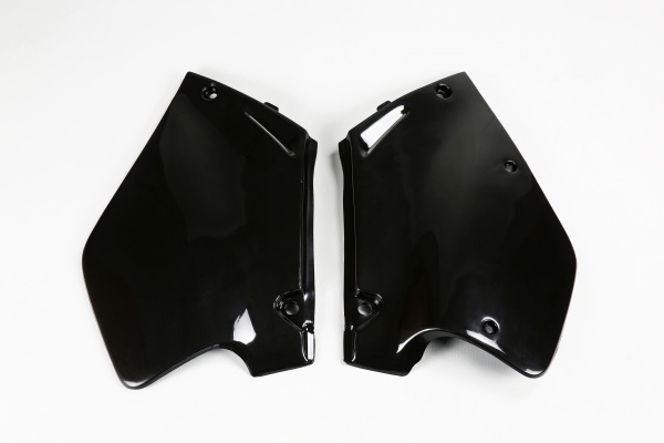 Side Panels black for Honda CR 125 R 2T - CR 250 R 2T - CRE 125 R 2T - CRE 250 R 2T - CRE 250 F Side Panels black for Honda CR 125 R 2T - CR 250 R 2T - CRE 125 R 2T - CRE 250 R 2T - CRE 250 F